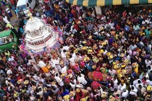 Experience Vibrant Colourful Thaipusam Celebrations in Malaysia_Silver Chariot